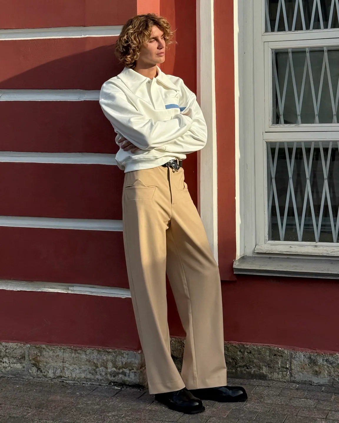 Бежевые брюки 