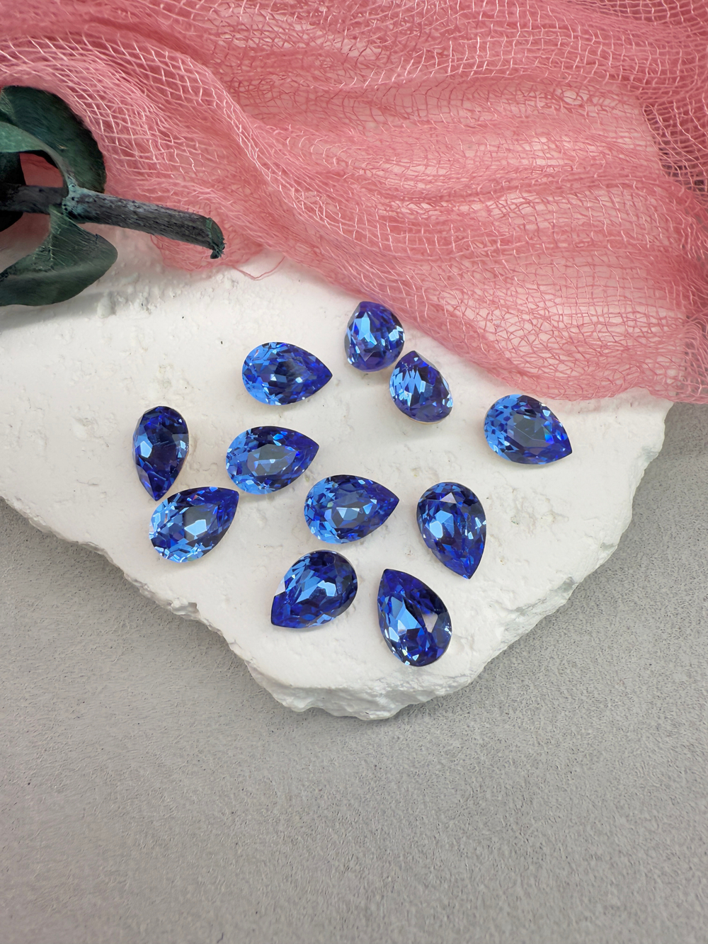 Капля Drop 10*7 мм, Sapphire