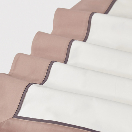 Постельное белье 2 спальное евро макси Сlaire&Caroll Frame белое/капучино