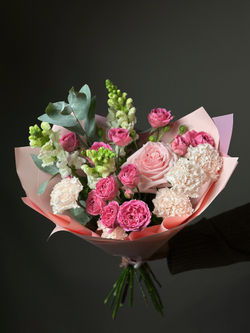 Сборный букет «Розовое волшебство»