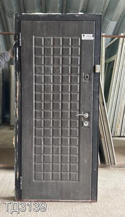 Дверь Металлическая Б/У 2050(в) x 850(ш)
