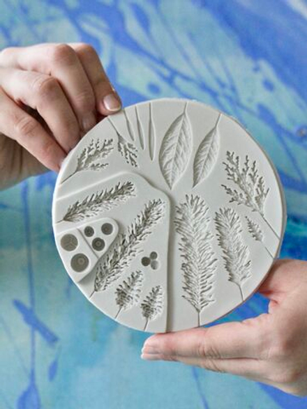 Молд силиконовый для лепки листьев "Гербарий №2 с ягодками и шишками" / Форма для мелких листьев эвкалипта / Молд для полимерной глины, мыла, воска