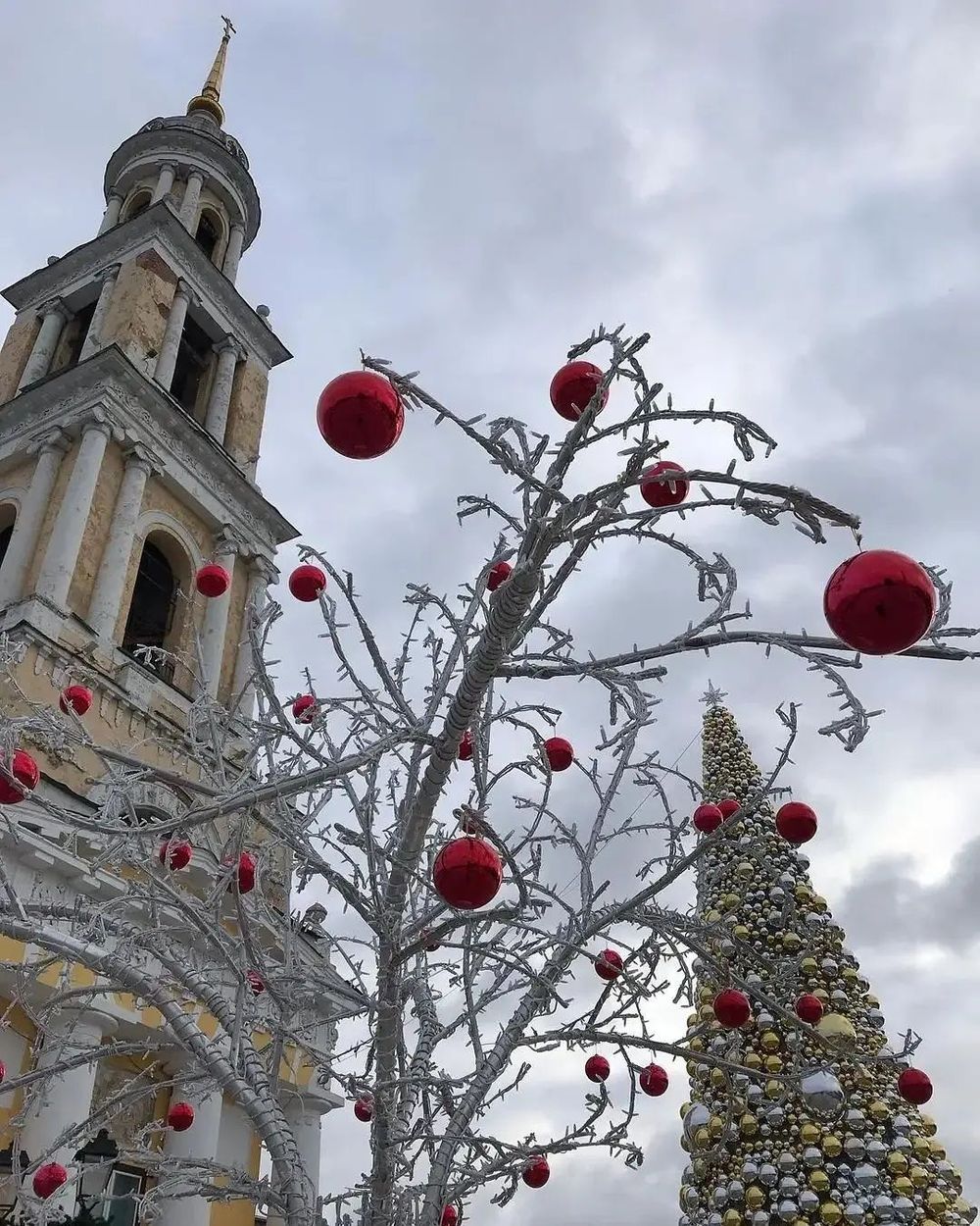 Светодиодное Дерево