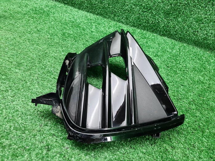 Накладка ПТФ левая Kia K5 (2019-2023)