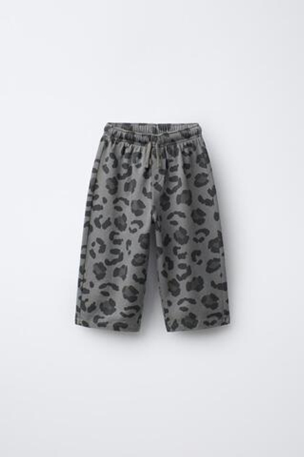 ZARA БРЮКИ STRAIGHT ИЗ МЯГКОЙ ТКАНИ С АНИМАЛИСТИЧЕСКИМ ПРИНТОМ, СЕРЫЙ