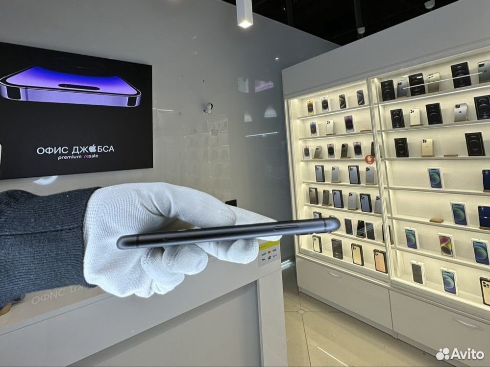 iPhone 13, 128 ГБ б/у