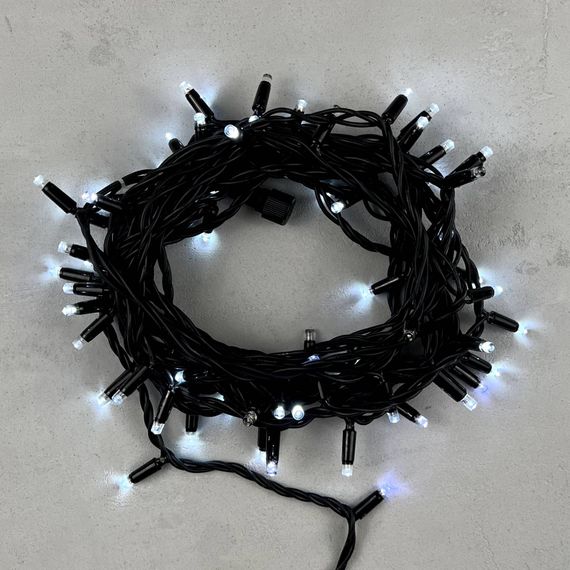 Светодиодная гирлянда с колпачком 75 холодных белых LED ламп 10 м., мерцание, 24В., черный каучуковый провод, IP65, LTC (LL75BLW-1-1W)