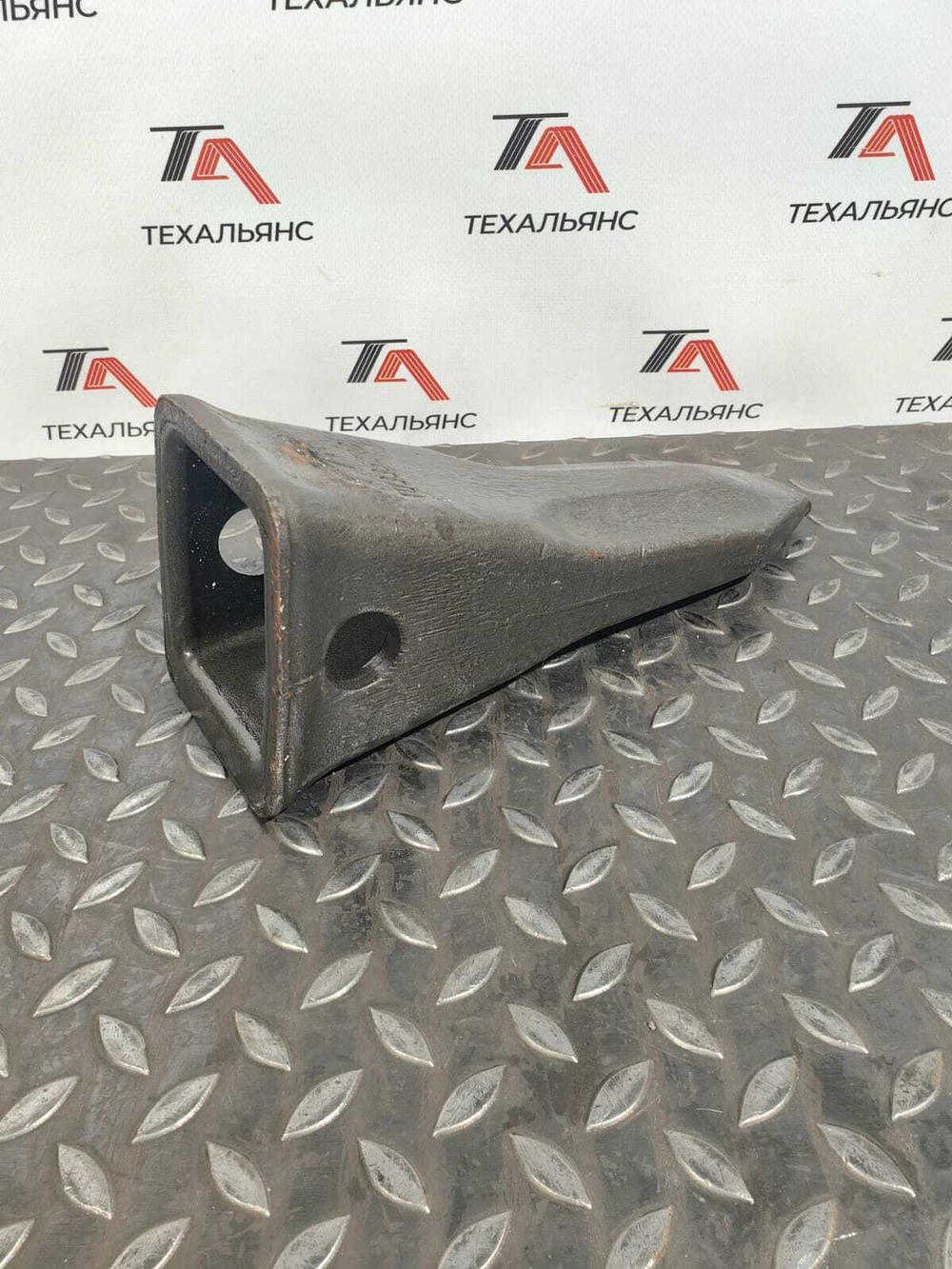 Коронка 1U3352RC скальная (J350)