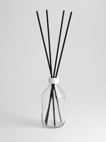 Аромадиффузор белый