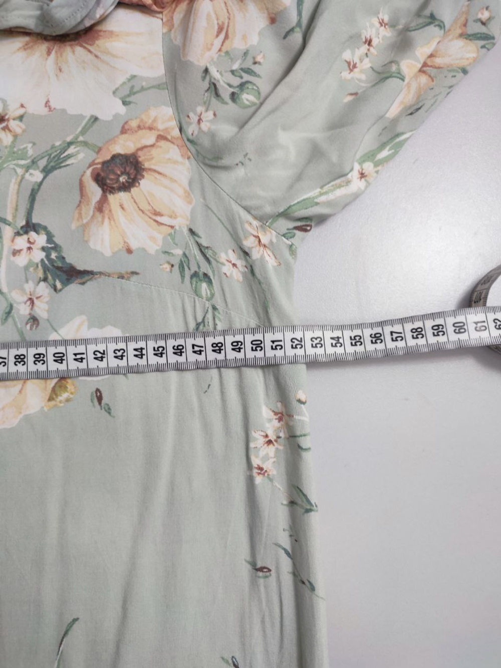 Платье H&M с принтом 48 размер