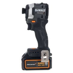 Аккумуляторная дрель-шуруповерт DeWalt McLaren Limited Edition DCF85MP2T ударная