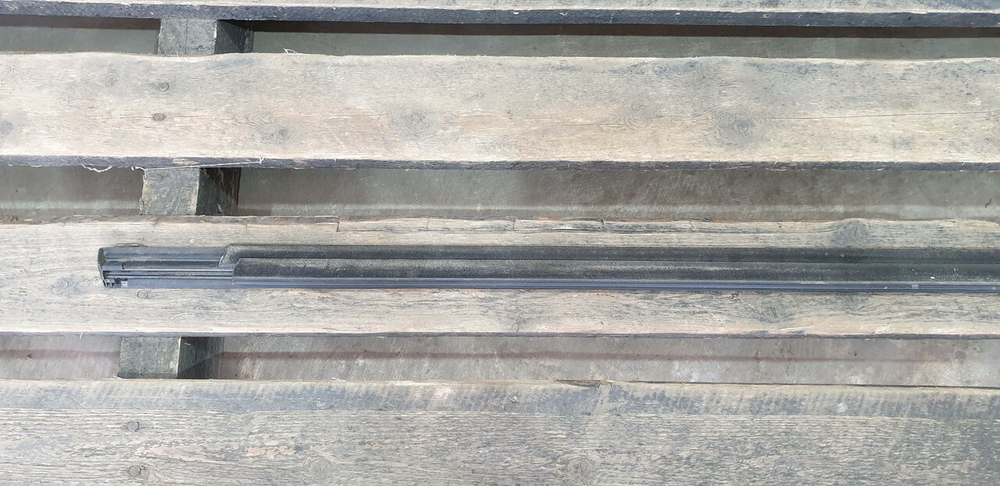 Молдинг двери передней левой Mercedes E (W213) 16-нв Б/У Оригинал A2137209504