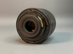 Canon 1100D kit 18-55mm 3.5-5.6 III 4.200 кадров
