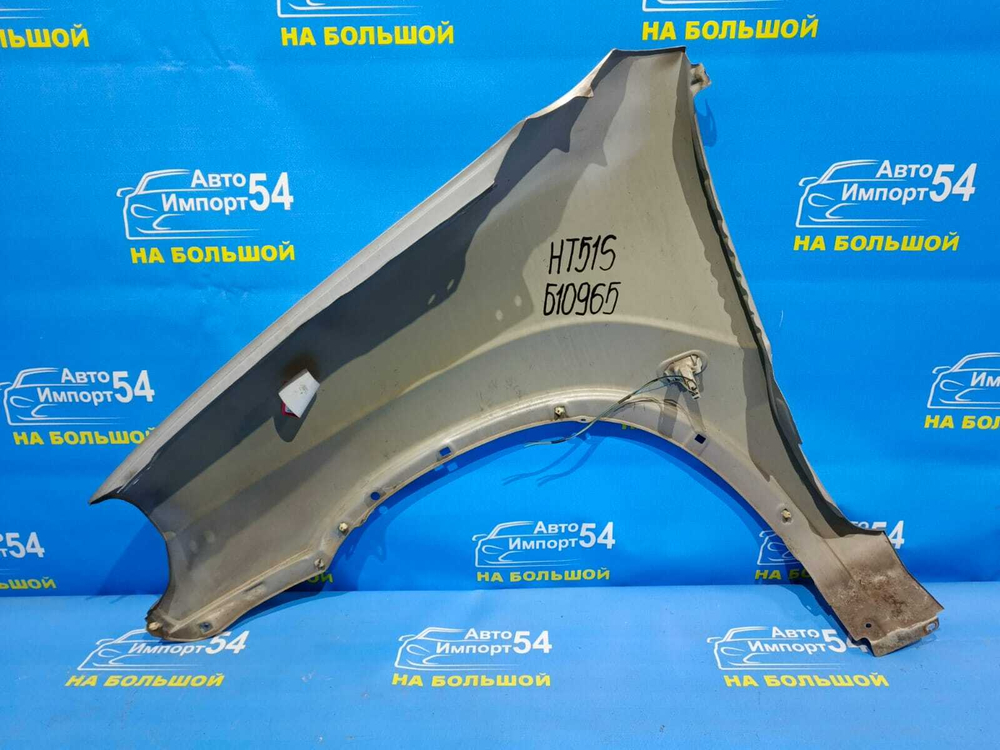 Крыло переднее правое SUZUKI SWIFT 2000-2004