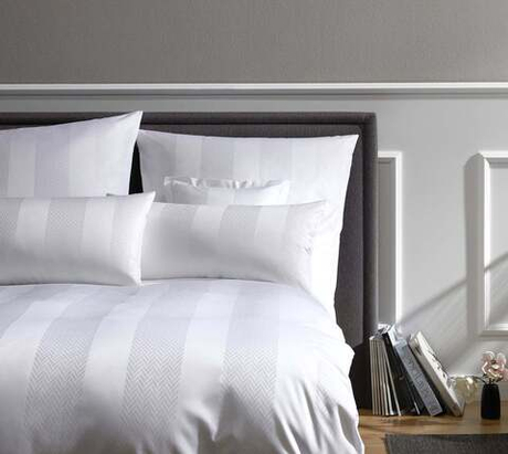 Пододеяльник 200x220 Elegante Metropolis 2058R/0 белый