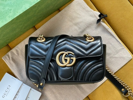 Gucci Marmont 22 cm