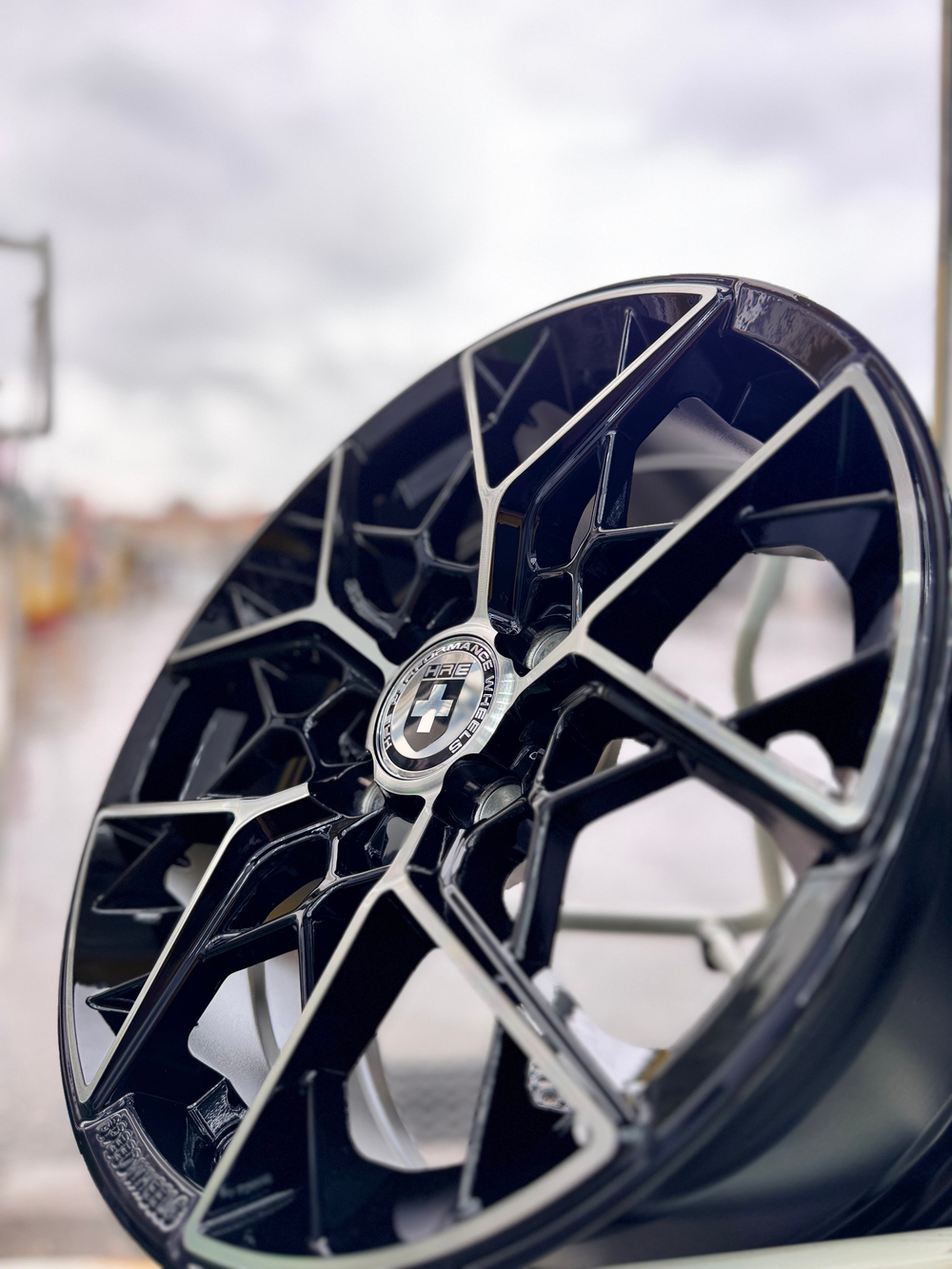 Диск Литой HRE Style FF10 7.0 х R15 4x100 ET35 BMF