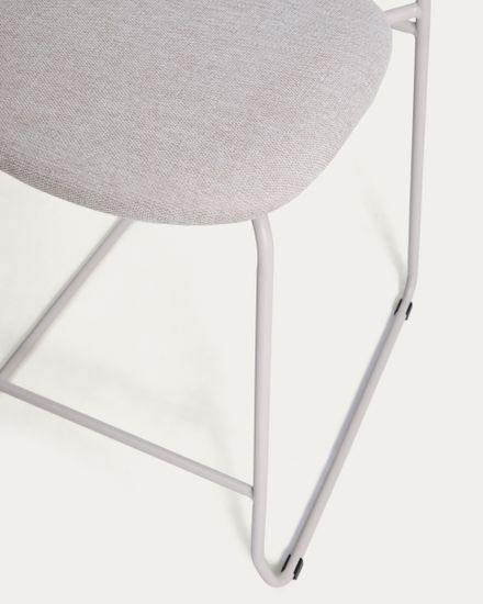 Полубарный стул Meli из бежевой синели с металлическими ножками, 65 см