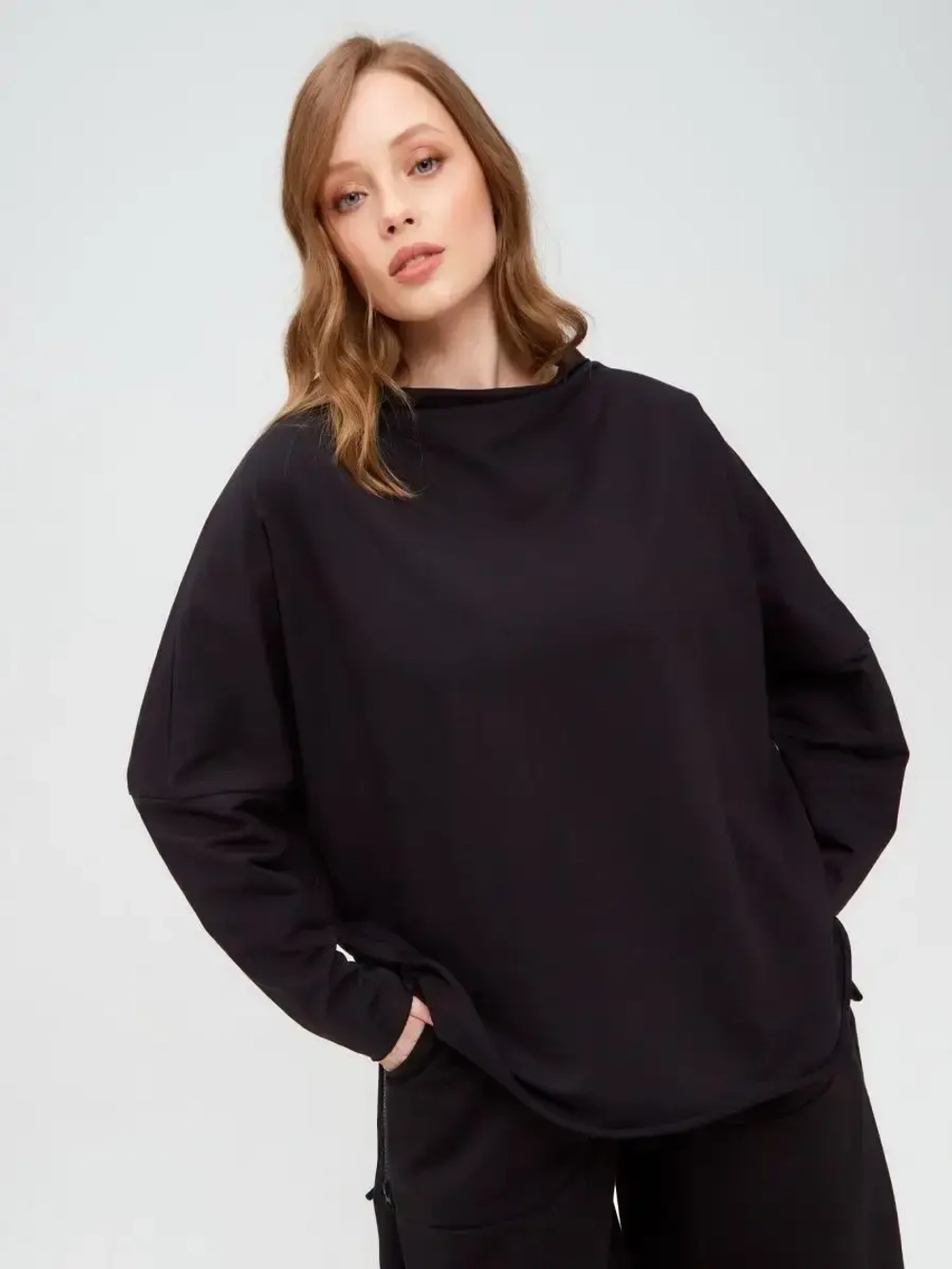 Свитшот оверсайз удлиненный