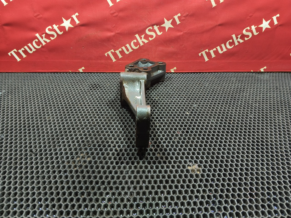 Кронштейн кабины задний