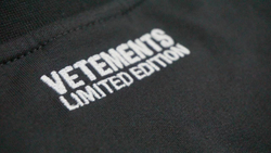 Футболка Vetements