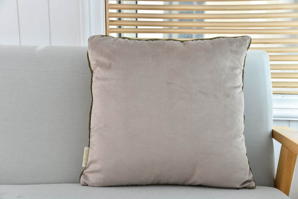 Наволочка 45х45 Sofi De MarkO Flash бежевая