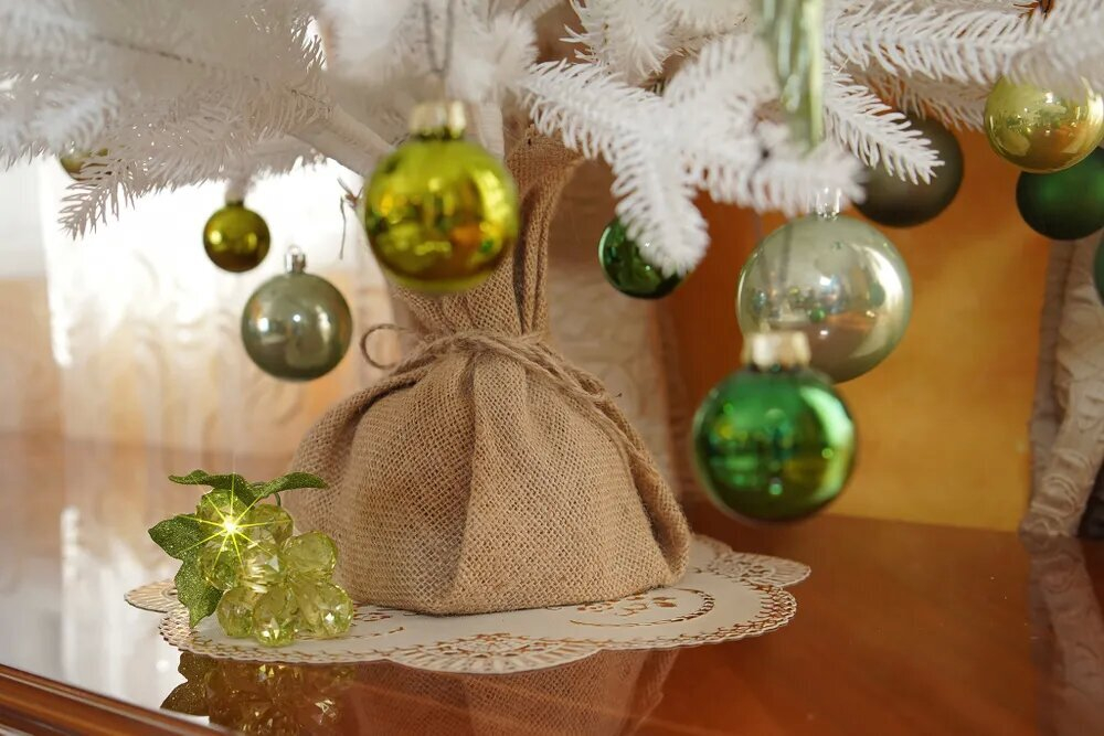 Ель искусственная Царь елка Адель белая 90 см