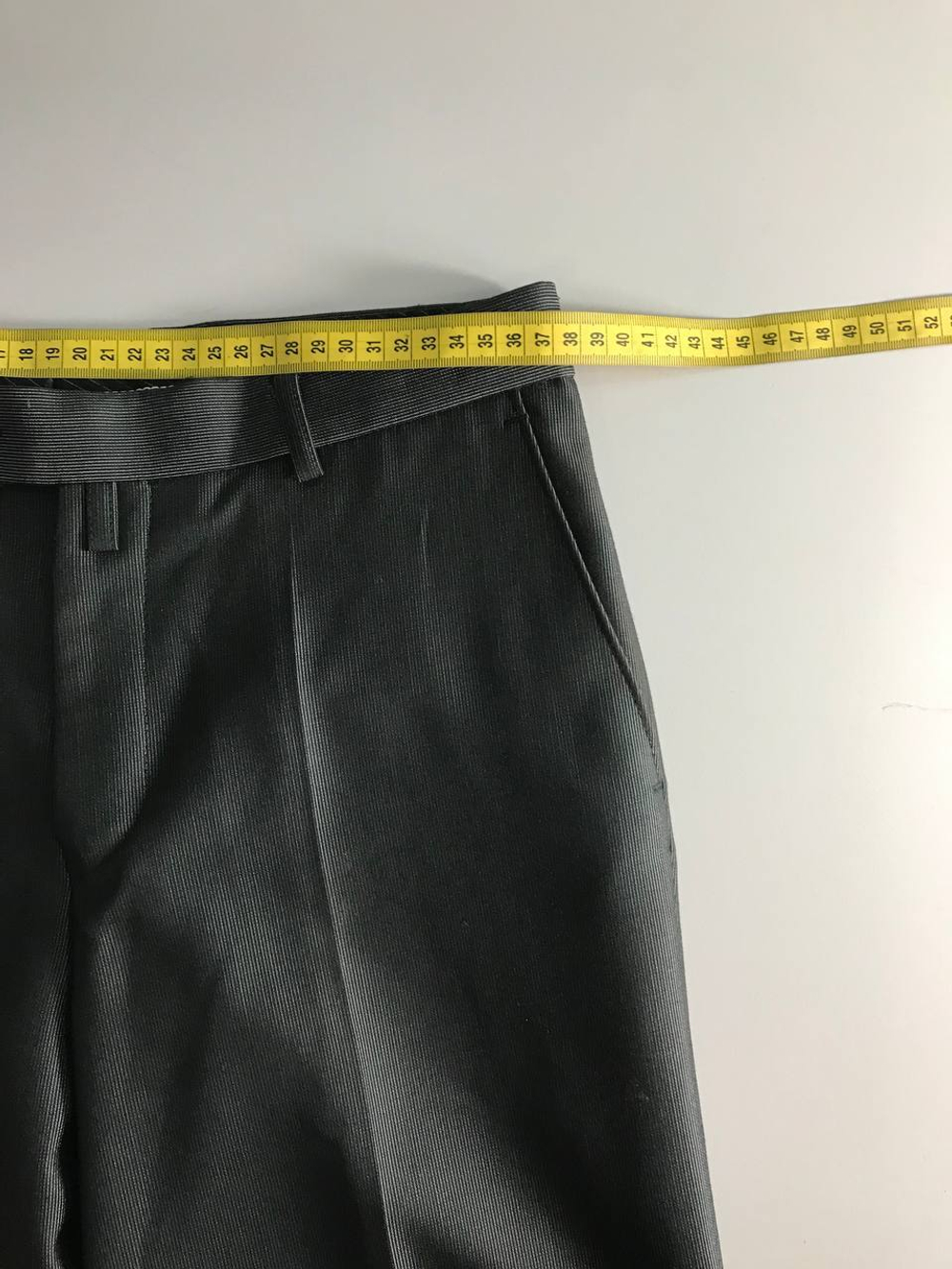 Костюм Magnify классический, визуально на 44 размер