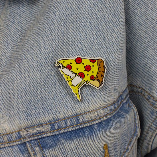 Деревянный значок. Пицца