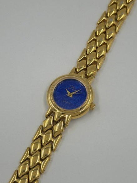 Часы Oscar de la Renta