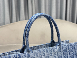 Christian Dior Book Tote 42 cm