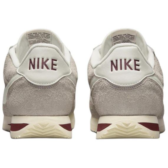 NIKE Беговые кроссовки Низкие Серые Унисекс