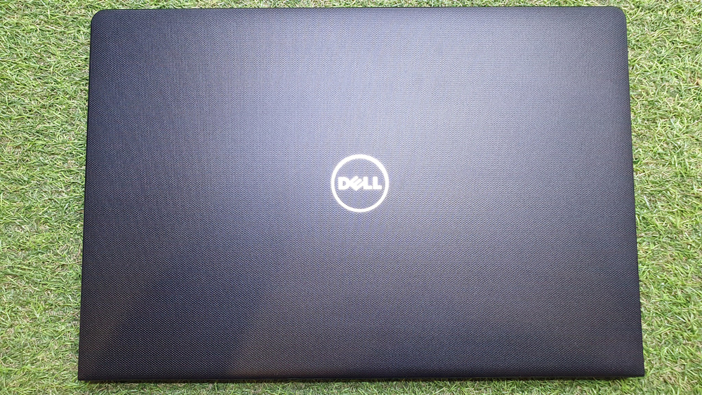 Ноутбук Dell i3-6/4Gb/R5 M420 2Gb/vostro 15 p63f002/Windows 10