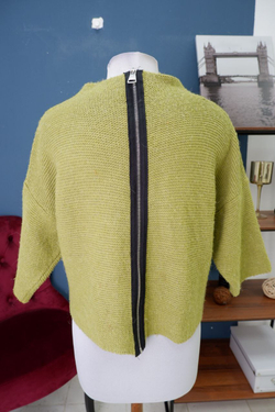 Свитер с молнией сзади 52 размер