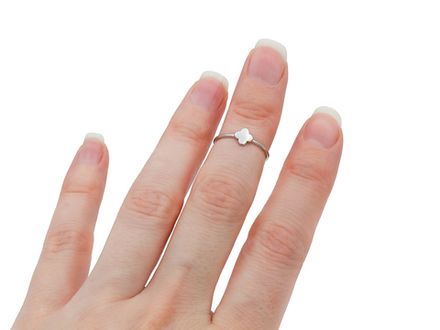 Фаланговое кольцо Клевер