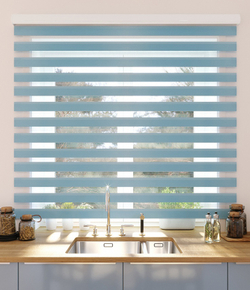 Рулонные шторы День-Ночь Небесный голубой