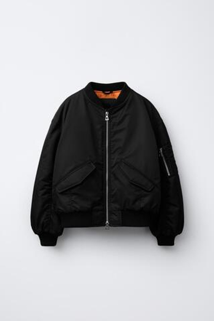 ZARA БОМБЕР ИЗ НЕЙЛОНА СО СБОРКАМИ, ЧЕРНЫЙ