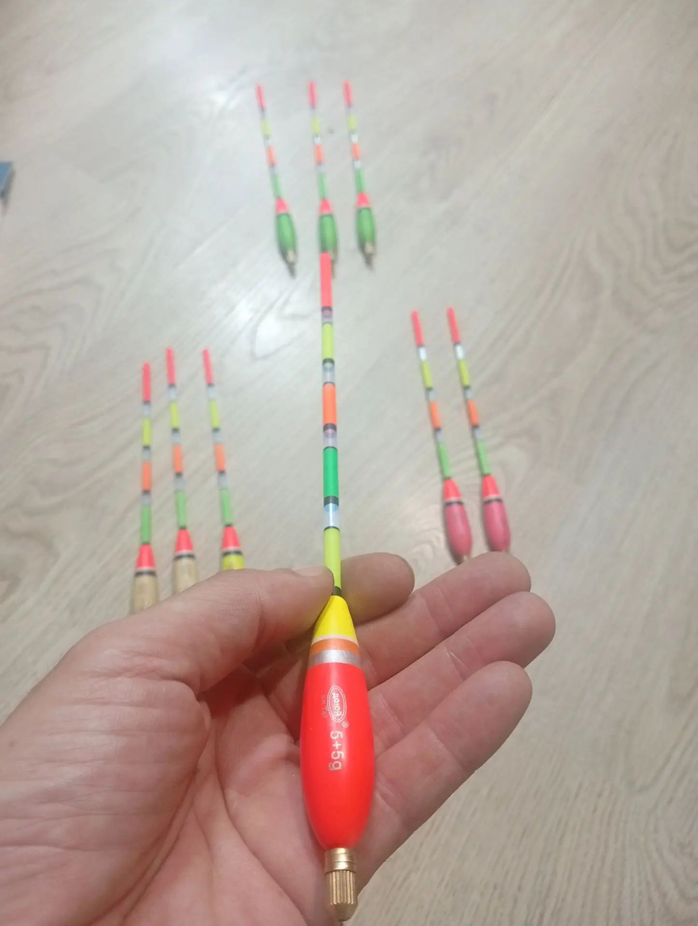 Поплавок для рыбалки огруженный 5+5 kr