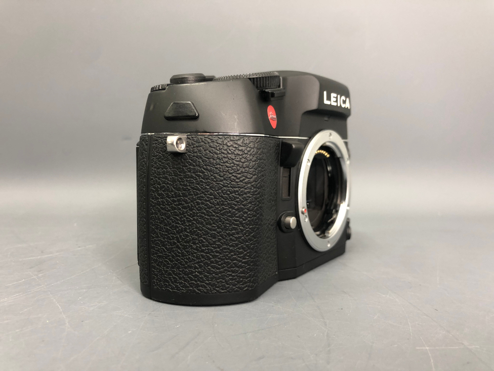 Leica R9