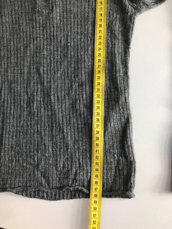 Джемпер Ostin из шерсти лаконичный, маркировка М, визуально на 46 размер