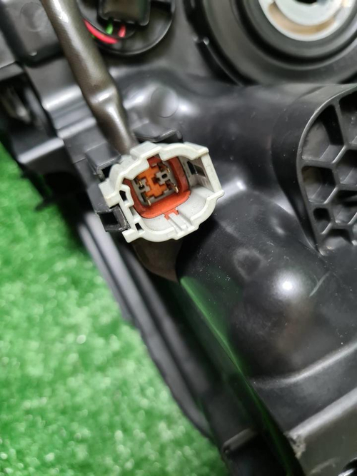 Фара правая Nissan Qashqai 2 j11 (17-23) галоген