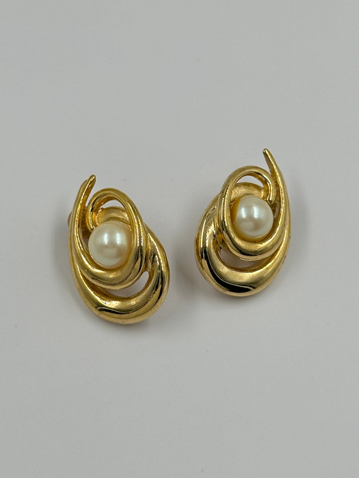 Клипсы с «жемчугом» Givenchy