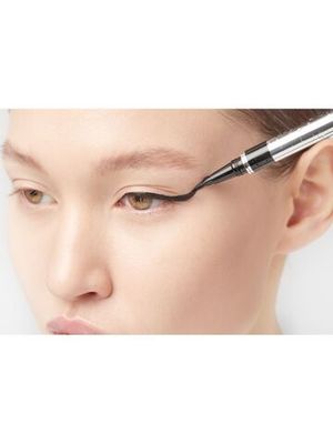 PHYSICIANS FORMULA Подводка водостойкая с комплексом для роста ресниц Eye Booster Ultra-Fine Liquid Eyeliner, тон: ультра-черный, 1 мл