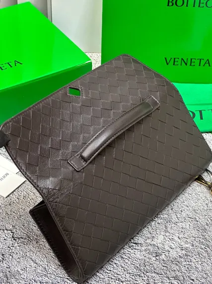 Клатч Bottega Veneta Andiamo черный