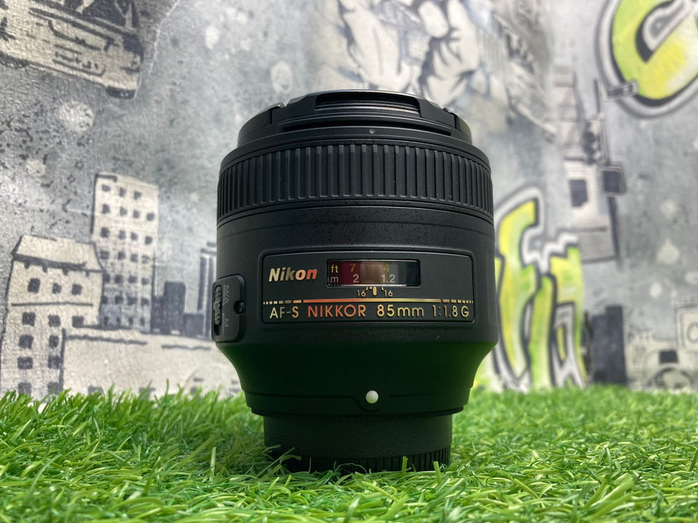 Nikon 85mm 1.8G AF-S Nikkor