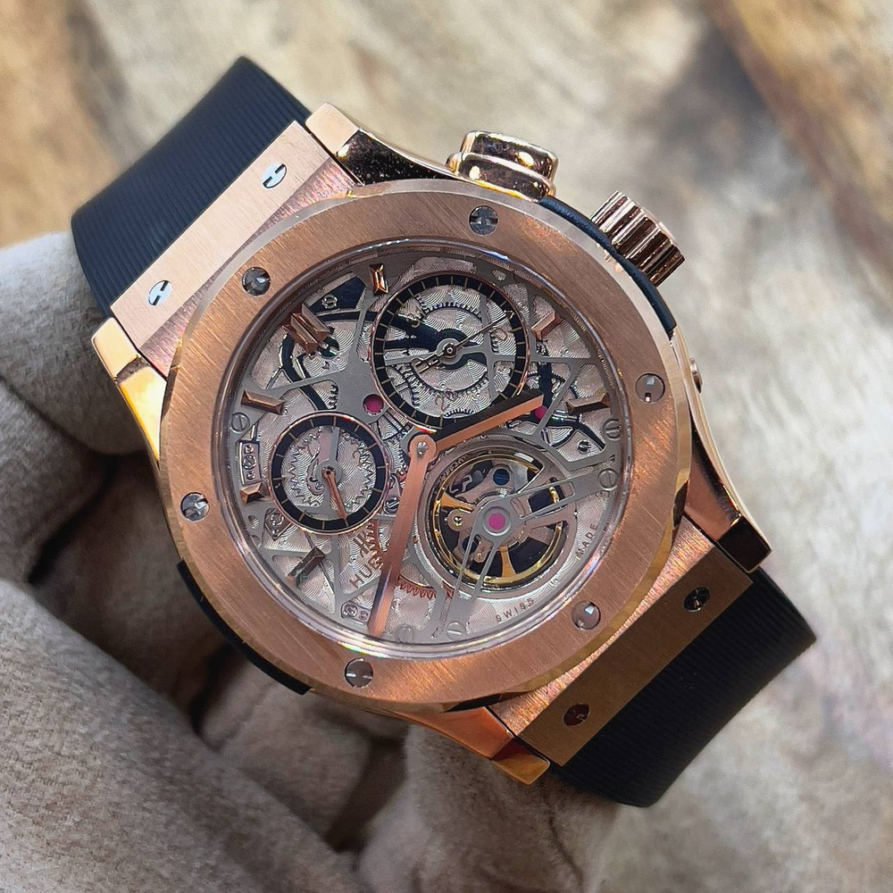 Часы Hublot