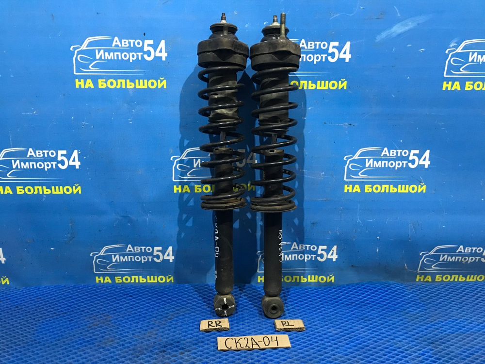 Стойка задняя правая MITSUBISHI LANCER 1998