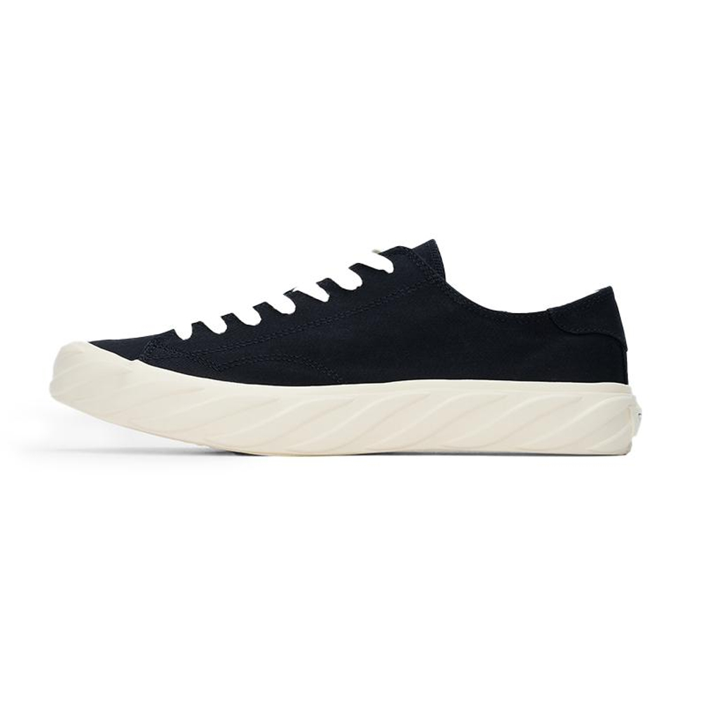 AGE Canvas Shoes Unisex Low top Black