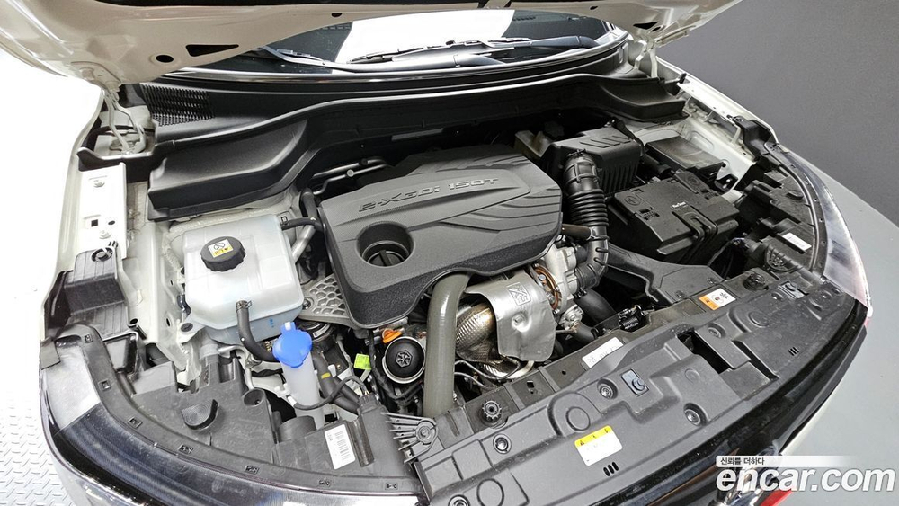 KG Mobility (Ssangyong) Very New Tivoli Бензин 1.5 2WD (11.2023)