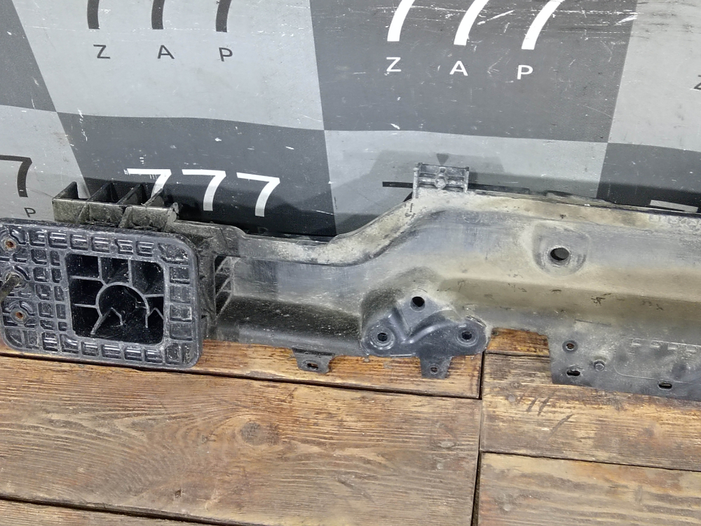 Усилитель заднего бампера Genesis GV80 20-нв Б/У Оригинал 86631T6000